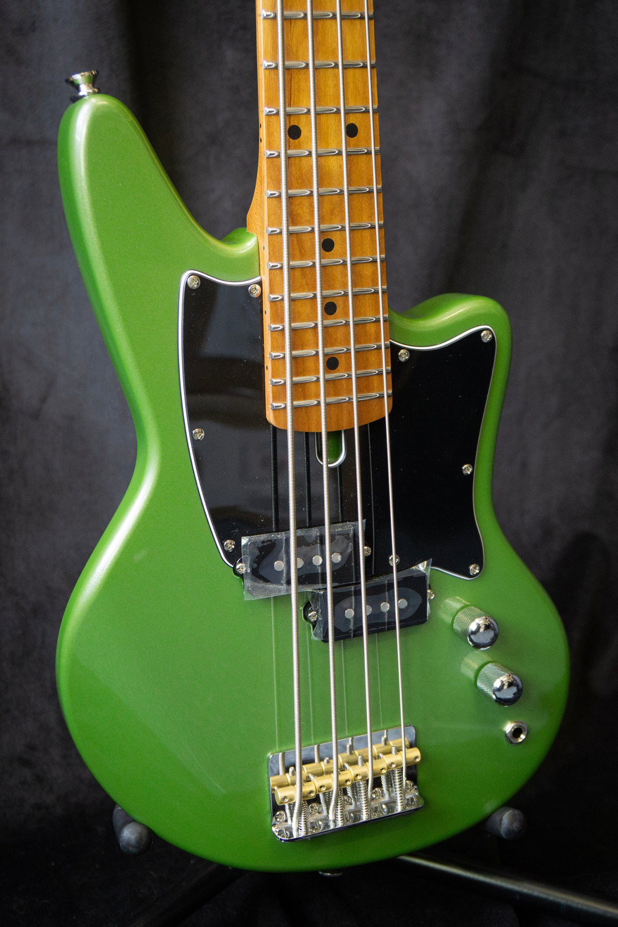 Ashdown Capri 23 Onyx Green Short Scale Mini Bass Guitar