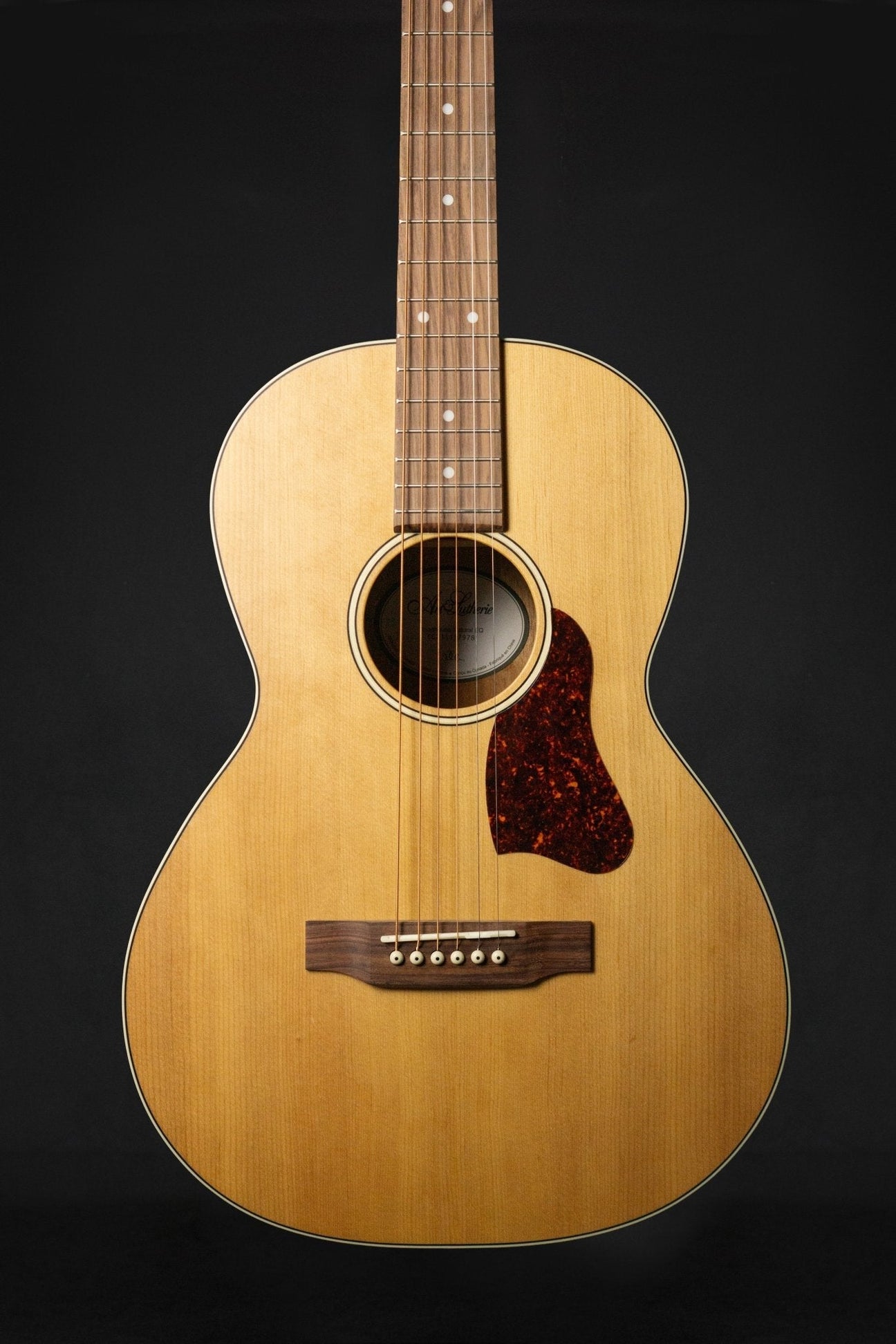 Art & Lutherie - WM Guitars