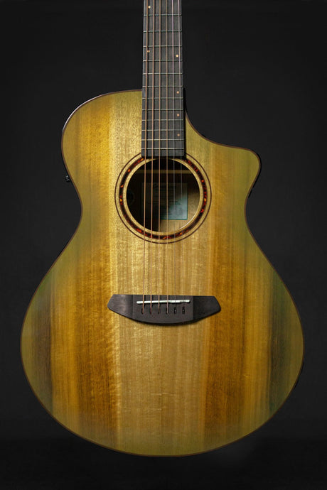 Breedlove - WM Guitars