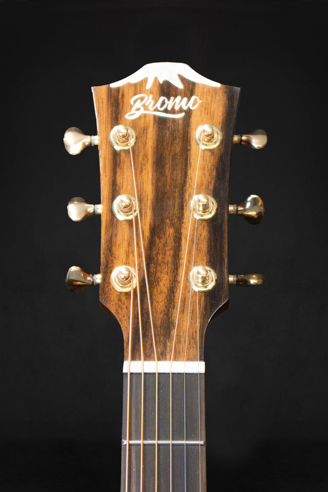 Bromo BAN2CE Denali Electro Acoustic Guitar