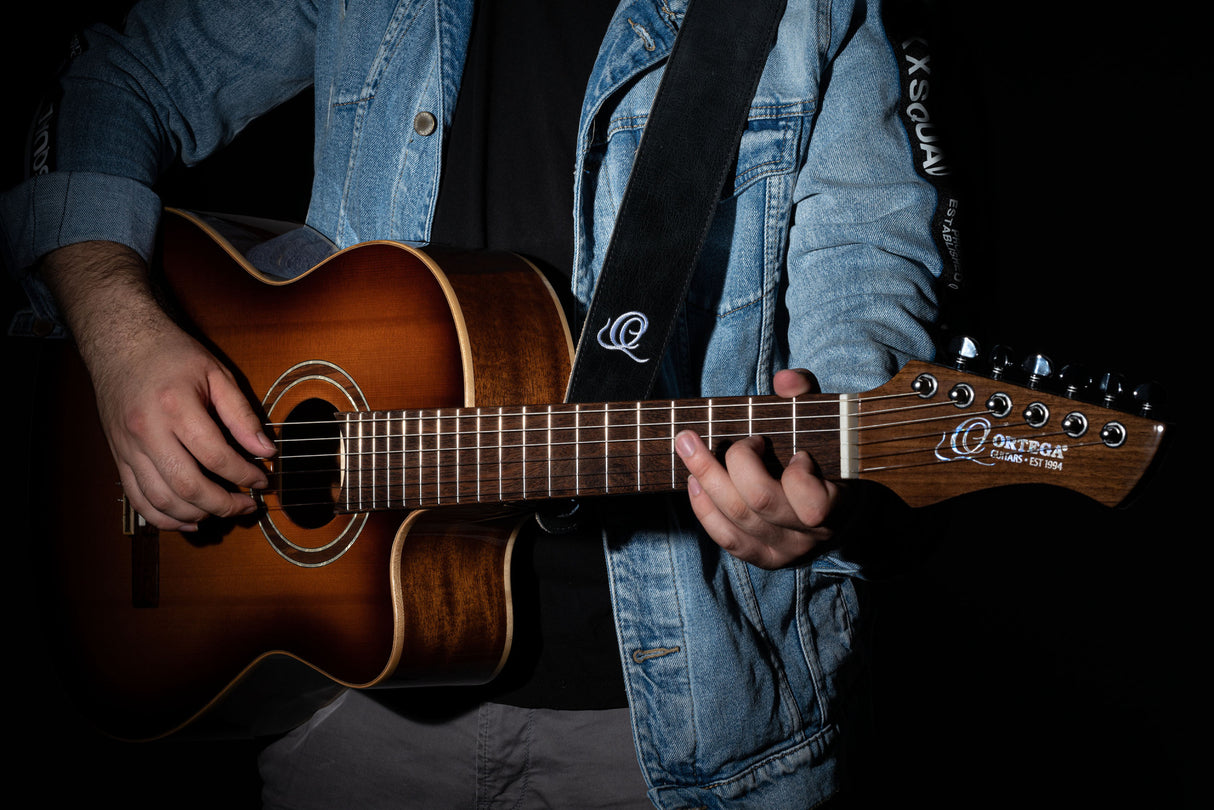 ORTEGA Suede-Leather Guitar-Strap - Ash