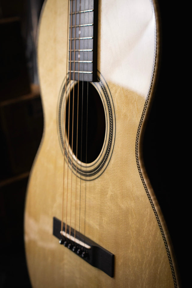 BSG 00043F Handmade Acoustic Guitar (Bearclaw Spruce & Ziricote) - Acoustic Guitars - BSG