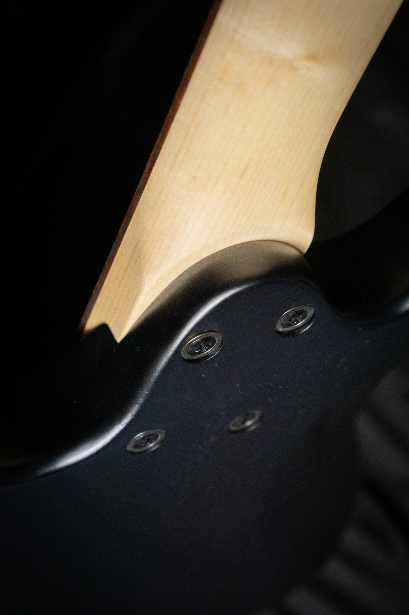 Cort Action Junior 30" Short Scale Bass Open Pore Black - Bass Guitars - Cort