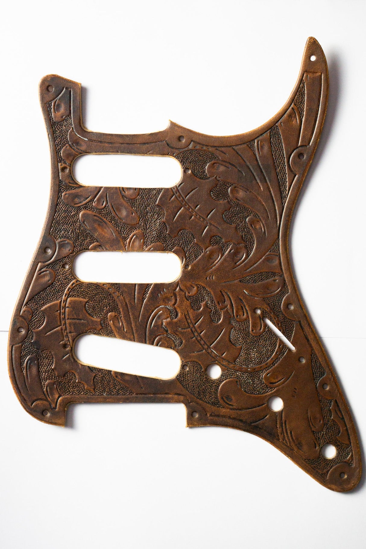 Leather Stratocaster Pickguard Leaves Pattern 11 Screws SSS - parts - WM Guitars