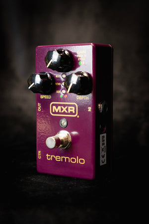 MXR Tremolo Pedal + Global PSU - Effect Pedals - MXR