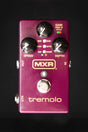 MXR Tremolo Pedal + Global PSU - Effect Pedals - MXR