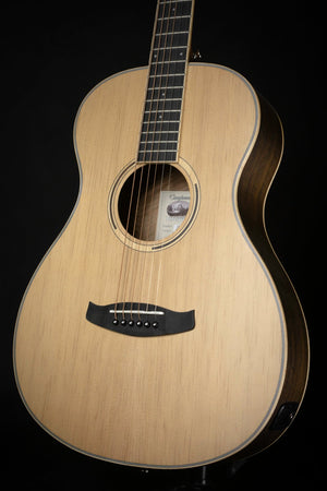 Tanglewood DBT PE HR Discovery Parlor Guitar - Acoustic Guitars - Tanglewood